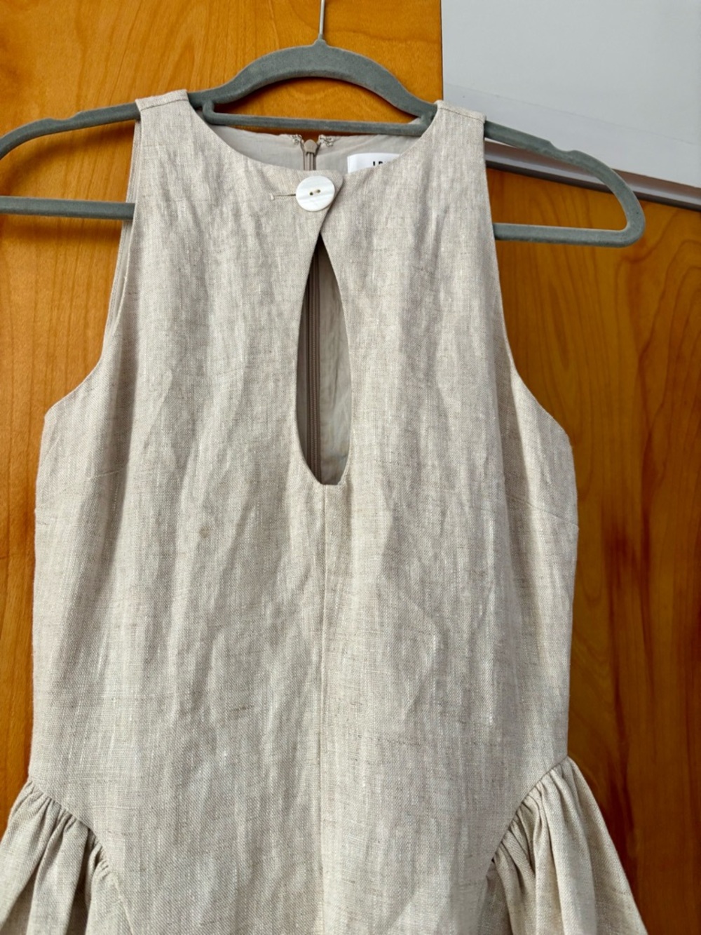 LPA Linen Sleeveless Maxi Dress in Light Beige with Pockets!! - Picture 2 of 9